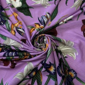 Tecido Viscose Estampada Floral Elegance Lilás Lurex • Conexão Tecidos