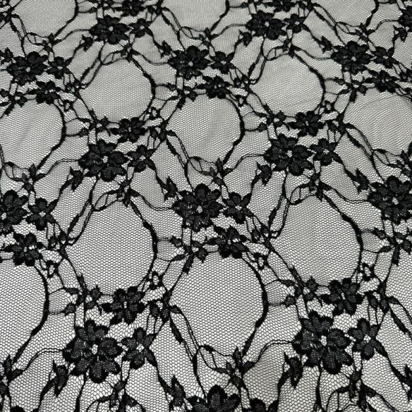 Tecido Renda Chantilly Arabesco Floral Preto • Conexão Tecidos
