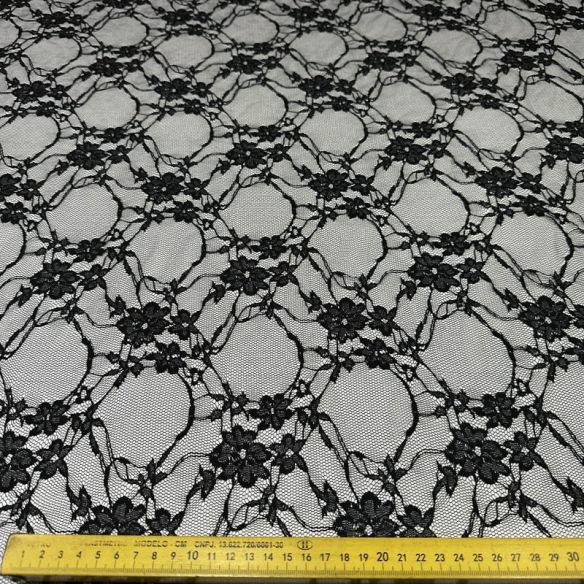 Tecido Renda Chantilly Arabesco Floral Preto • Conexão Tecidos