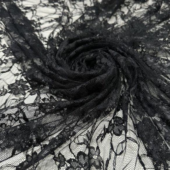 Tecido Renda Chantilly Arabesco Floral Preto • Conexão Tecidos