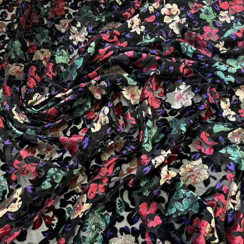 Tecido Veludo Devorê Floral Elegance Preto • Conexão Tecidos