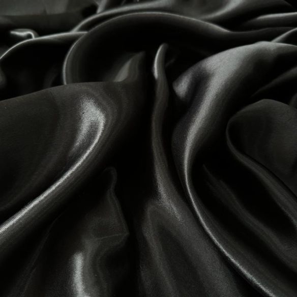 Tecido Crepe Premium Preto • Conexão Tecidos
