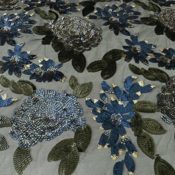 Tecido Paetê Floral Rosas Azul e Verde • Conexão Tecidos