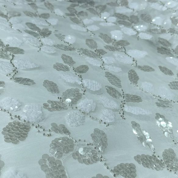 Tecido Tule Bordado Paetê e Pedrarias Luxury Off White • Conexão
