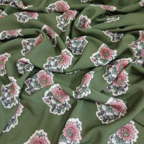 Tecido Viscose Estampada Medalhão Verde Oliva • Conexão Tecidos