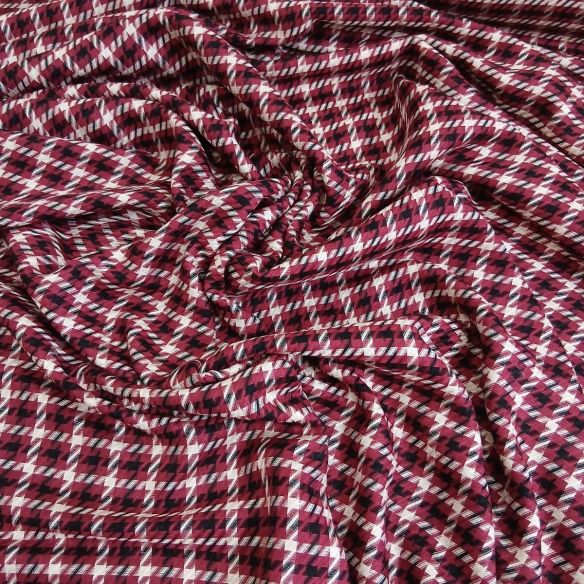 Tecido Viscose Estampada Xadrez Vinho • Conexão Tecidos