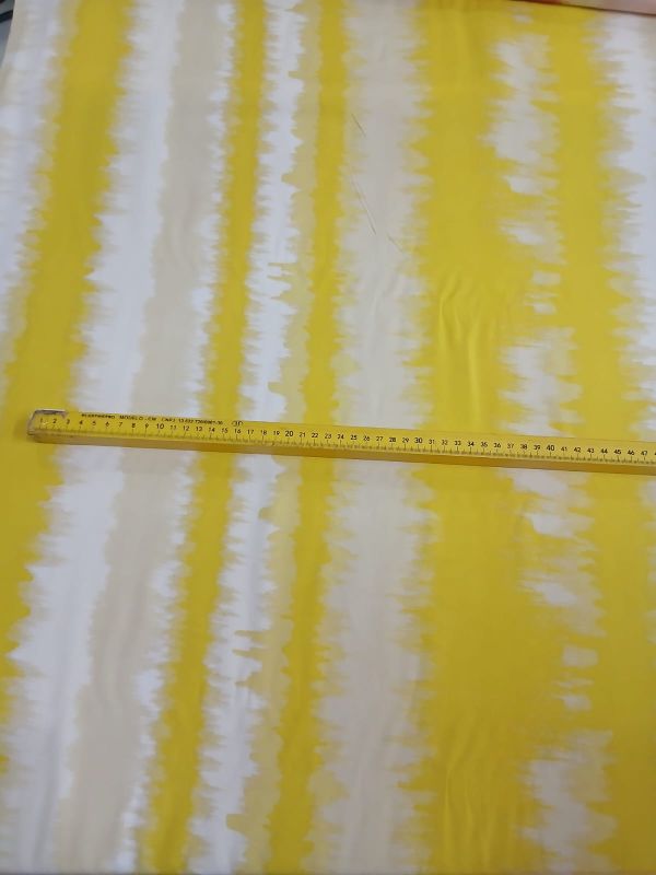 Tecido Viscose Estampada Listras Tie Dye Amarelo • Conexão Tecidos