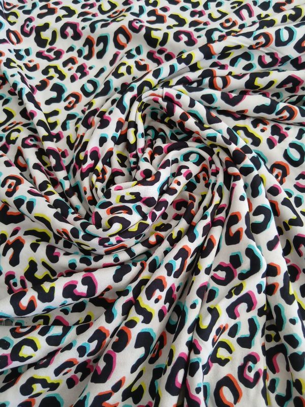 Tecido Viscose Estampada Oncinha Colors • Conexão Tecidos