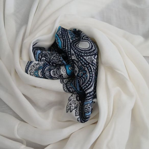 Tecido Viscose Estampada Mandala Paisley Azul • Conexão Tecidos