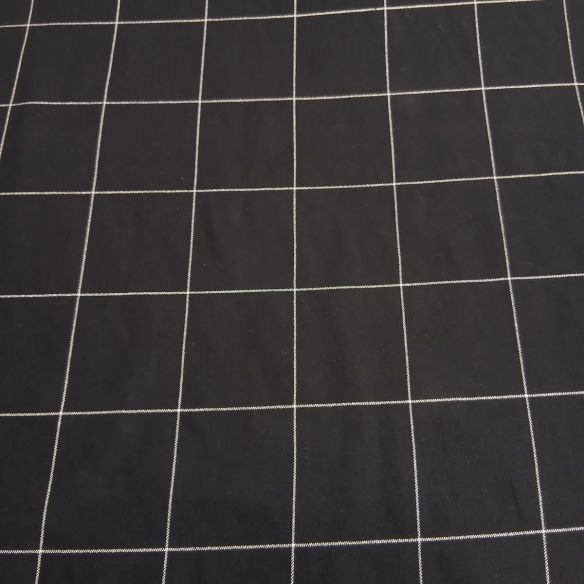 Tecido Viscose Estampada Xadrez Janela Preto • Conexão Tecidos