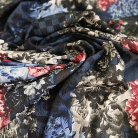 Tecido Viscose Estampada Floral Dark Xadrez Azul • Conexão Tecidos