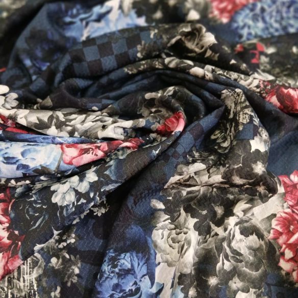 Tecido Viscose Estampada Floral Dark Xadrez Azul • Conexão Tecidos