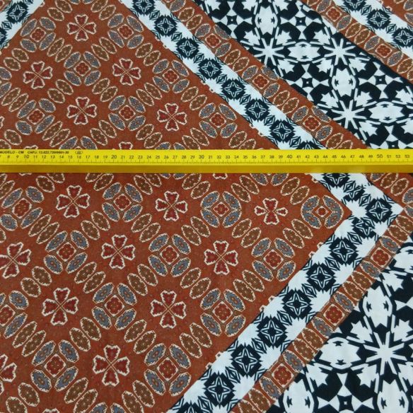Tecido Viscose Estampada Geométrica Étnica Terracota • Conexão Tecidos