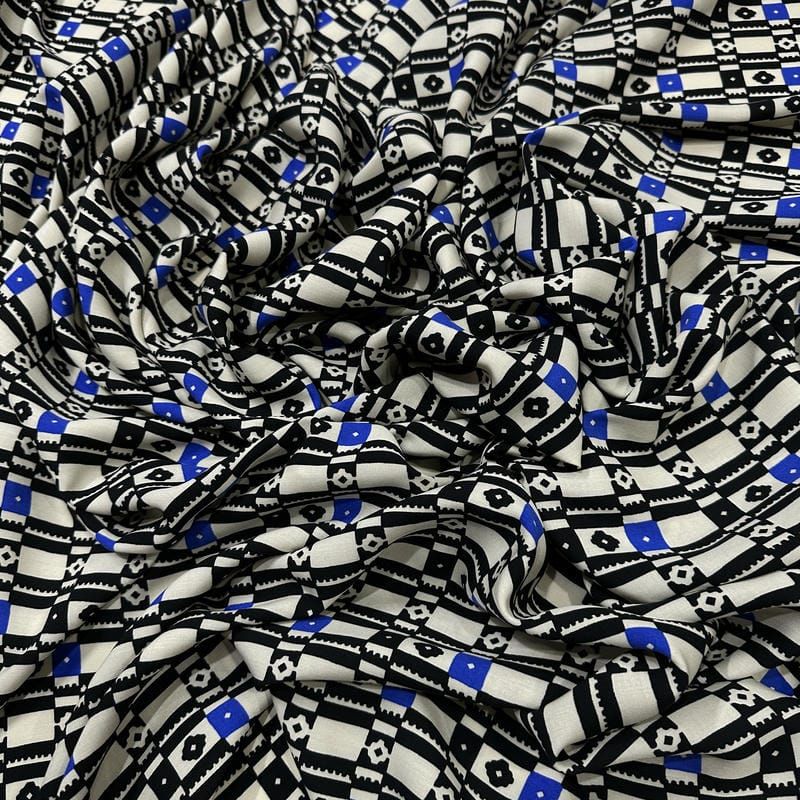 Tecido Viscose Estampada Geométrica Mosaico Preto e Azul • Conexão