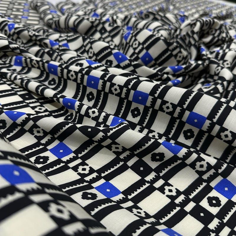 Tecido Viscose Estampada Geométrica Mosaico Preto e Azul • Conexão
