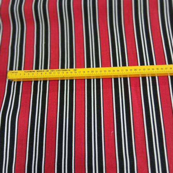 Tecido Viscolinho Estampado Listrado Vermelho e Preto • Conexão