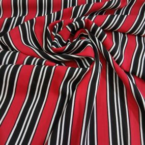Tecido Viscolinho Estampado Listrado Vermelho e Preto • Conexão