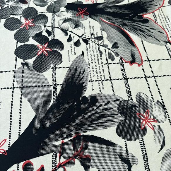 Tecido Linho Misto Estampado Floral Urbano • Conexão Tecidos