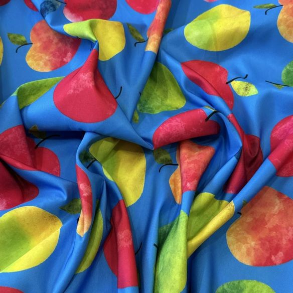 Tecido Tafetá Toque de Seda Estampado Maçãs Coloridas Azul • Conexão