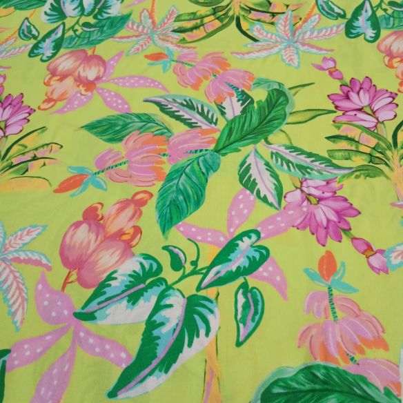 Tecido Viscose Estampada Tropical Verde Limão • Conexão Tecidos