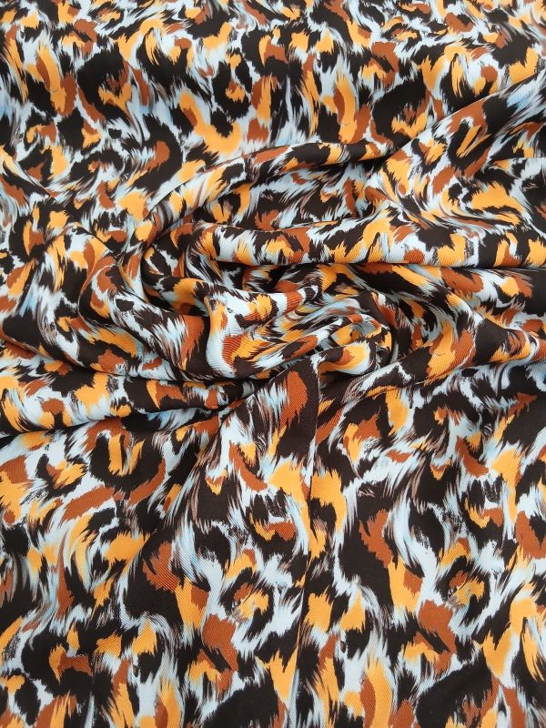 Tecido Viscose Estampada Animal Print Abstrato • Conexão Tecidos