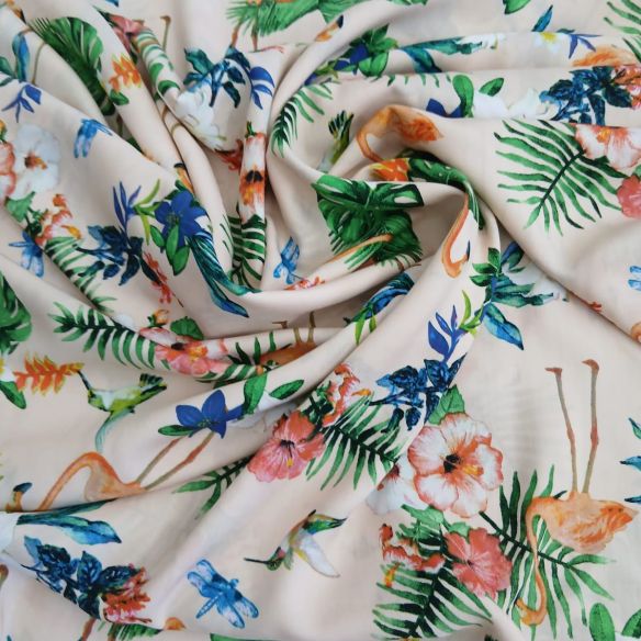 Tecido Viscose Estampada Tropical Flamingos Bege • Conexão Tecidos