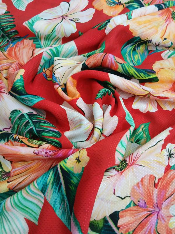 Tecido Viscose Estampada Floral Tropical Vermelho • Conexão Tecidos