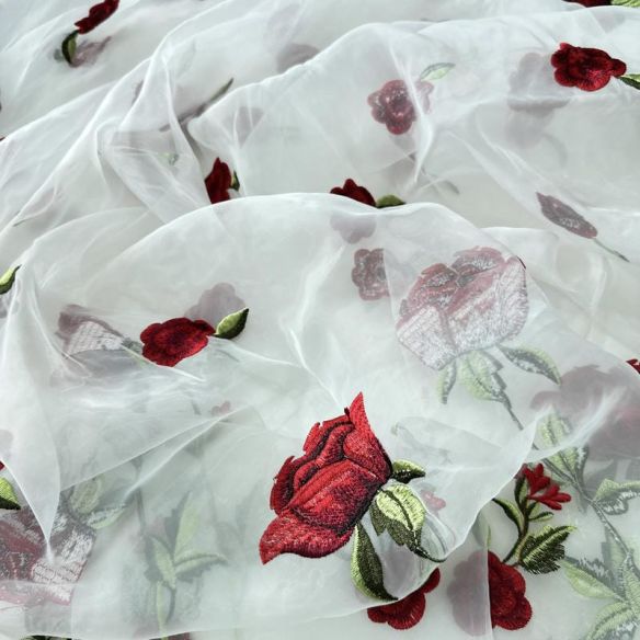 Tecido Organza Bordada Rosas Floral Romantic • Conexão Tecidos