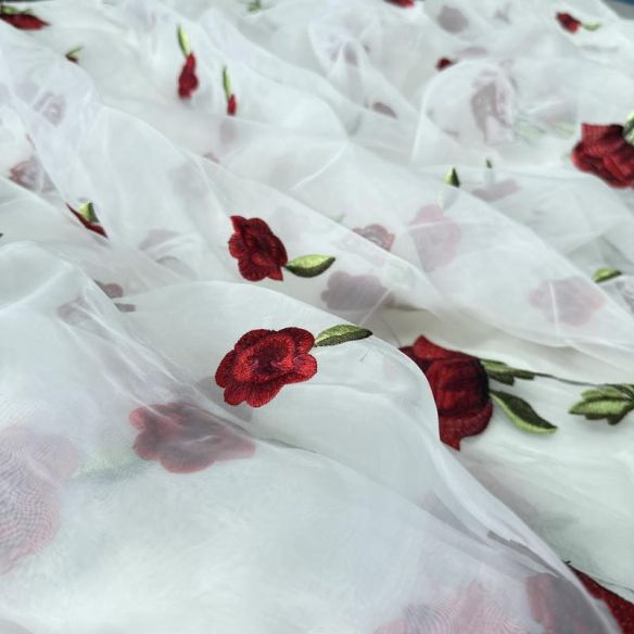 Tecido Organza Bordada Rosas Floral Romantic • Conexão Tecidos