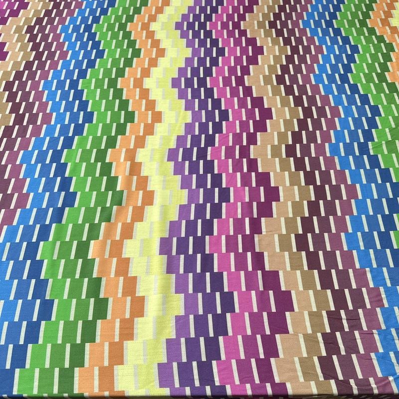 Tecido Viscose Estampada Acetinada Patchwork • Conexão Tecidos