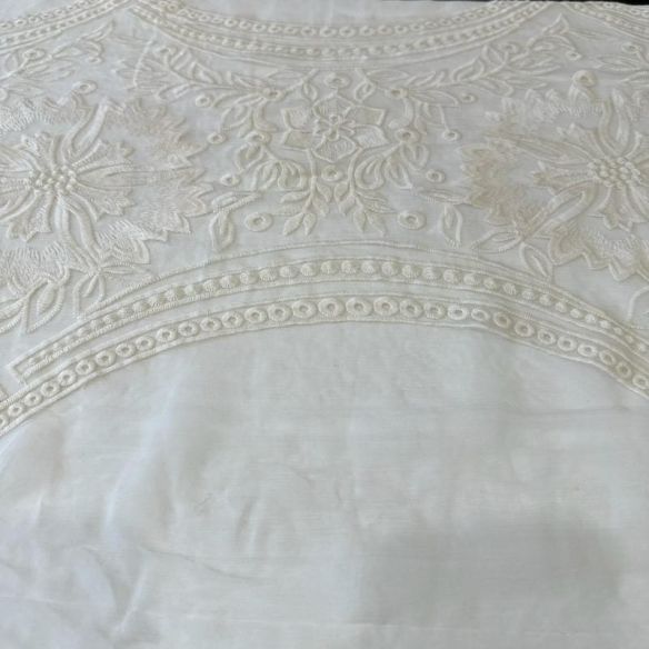 Tecido Chiffon De Seda Bordada Indiana Off White • Conexão Tecidos
