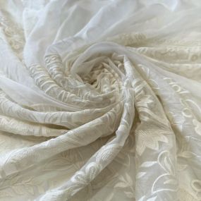 Tecido Chiffon De Seda Bordada Indiana Off White • Conexão Tecidos 2