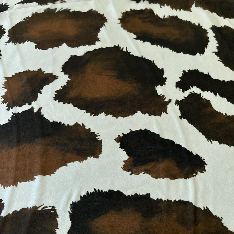 Tecido Cetim de Seda Italiano Estampado Cow Print Marrom • Conexão