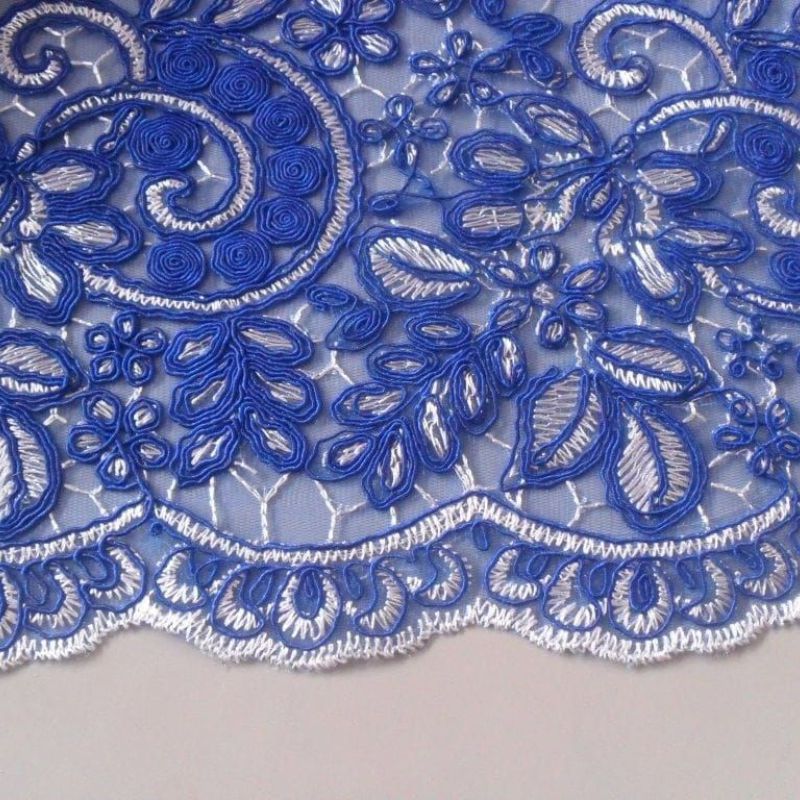 TULE BORDADO AZUL ROIAL. 