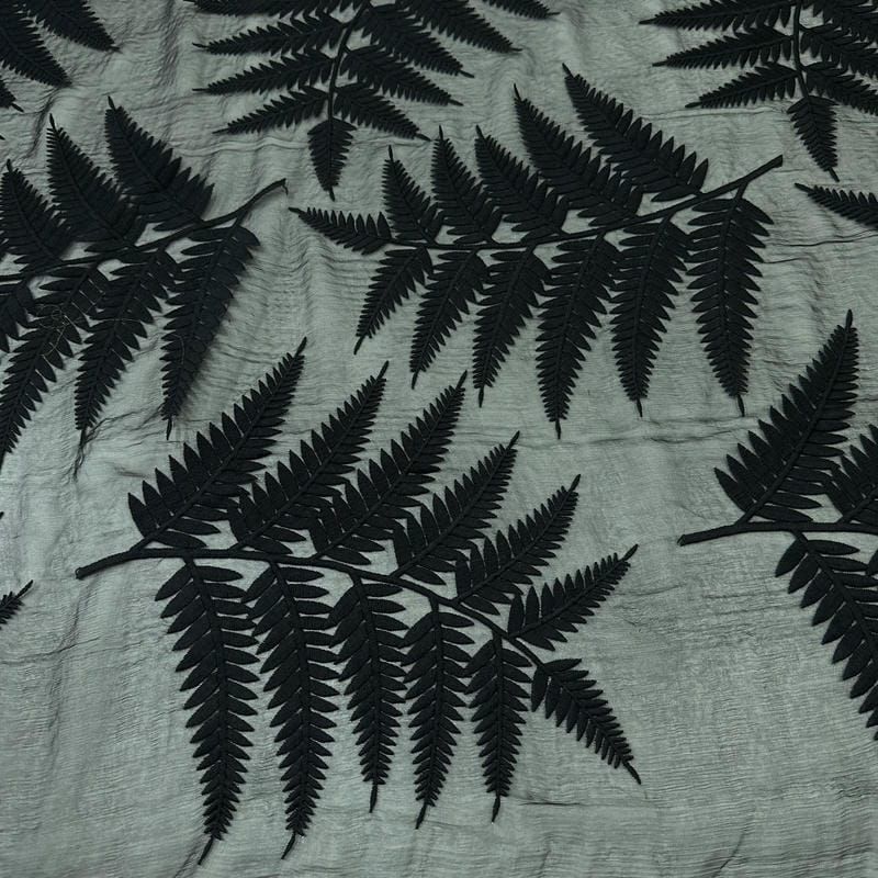 Tecido Chiffon De Seda Bordada Indiana Preto • Conexão Tecidos