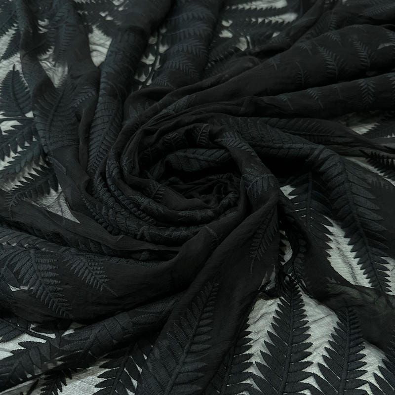 Tecido Chiffon De Seda Bordada Indiana Preto • Conexão Tecidos