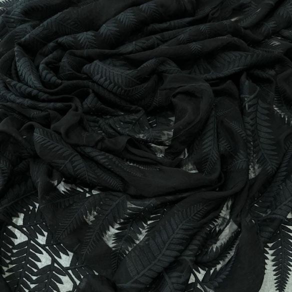 Tecido Chiffon De Seda Bordada Indiana Preto • Conexão Tecidos