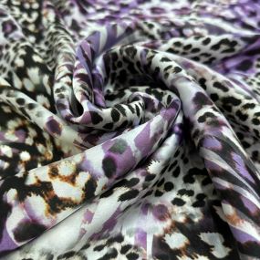 Tecido Cetim de Seda Estampado Onça Roxo 2