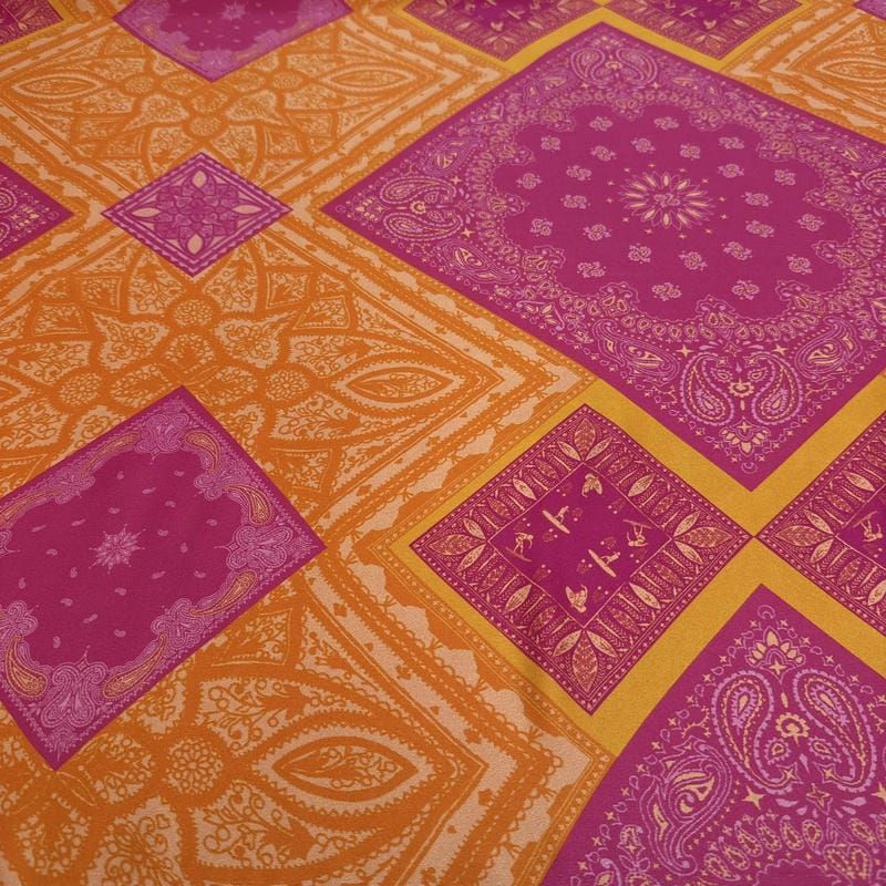 Tecido Cetim de Seda Pura Estampada Bandana Laranja e Pink • Conexão