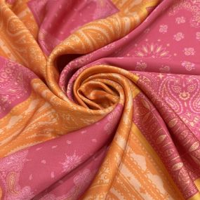 Tecido Cetim de Seda Pura Estampada Bandana Laranja e Pink • Conexão