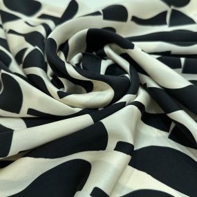 Tecido Cetim de Seda Pura Estampada Abstrata P&B • Conexão Tecidos 2