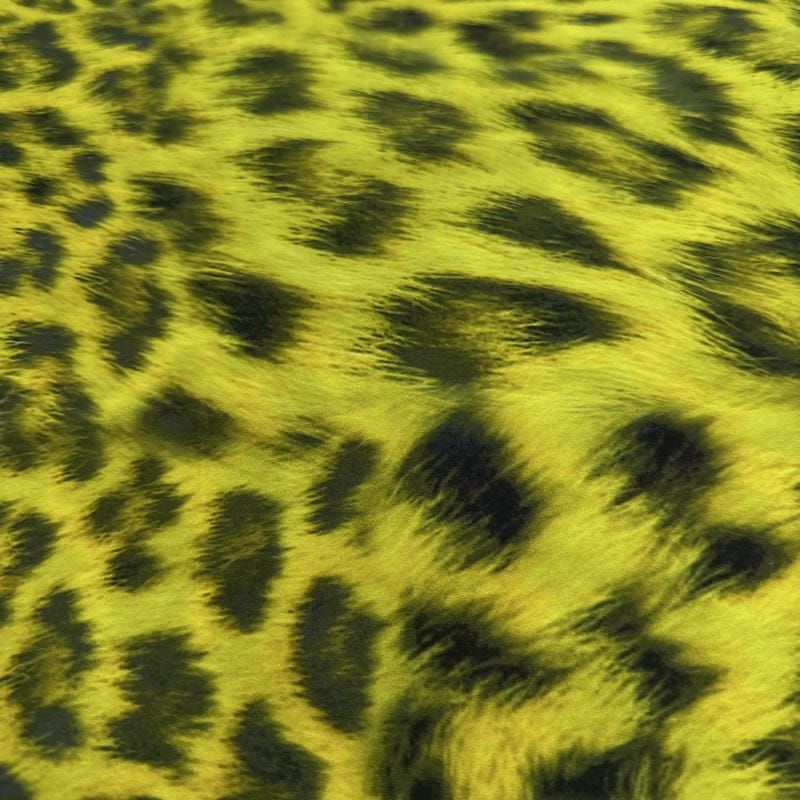 Tecido Cetim de Seda Pura Estampada Onça Amarelo • Conexão Tecidos