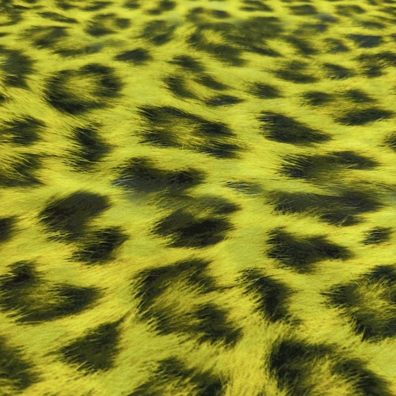 Tecido Cetim de Seda Pura Estampada Onça Amarelo • Conexão Tecidos