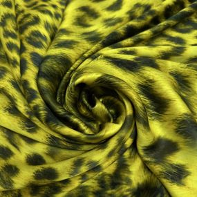 Tecido Cetim de Seda Pura Estampada Onça Amarelo • Conexão Tecidos