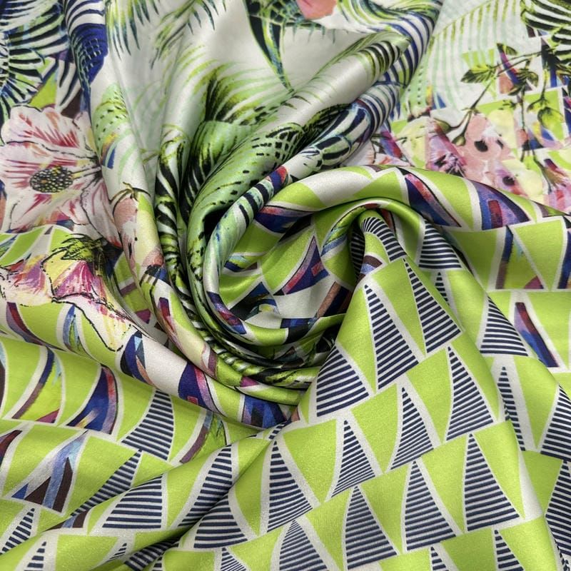 Tecido Cetim de Seda Pura Estampada Barrado Tropical Geométrico •