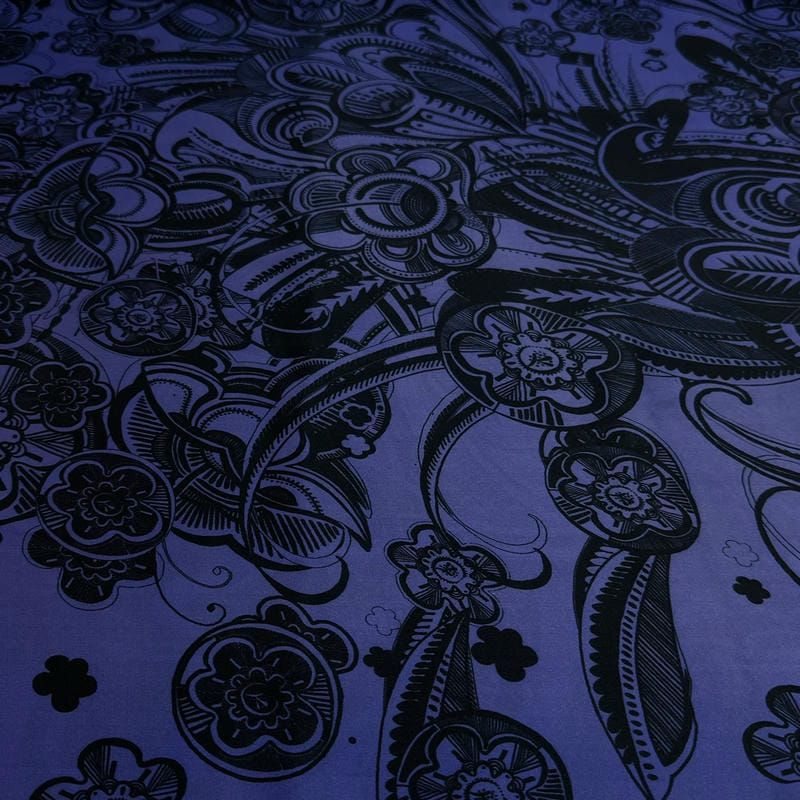 Tecido Cetim de Seda Pura Estampada Paisley Roxo Noite • Conexão