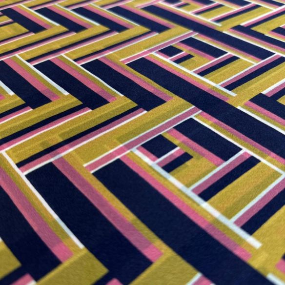 Tecido Cetim de Seda Pura Estampada Labirinto Oliva • Conexão Tecidos
