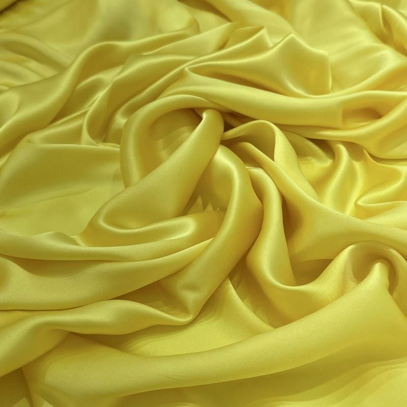 Tecido Cetim de Seda Liso Amarelo • Conexão Tecidos