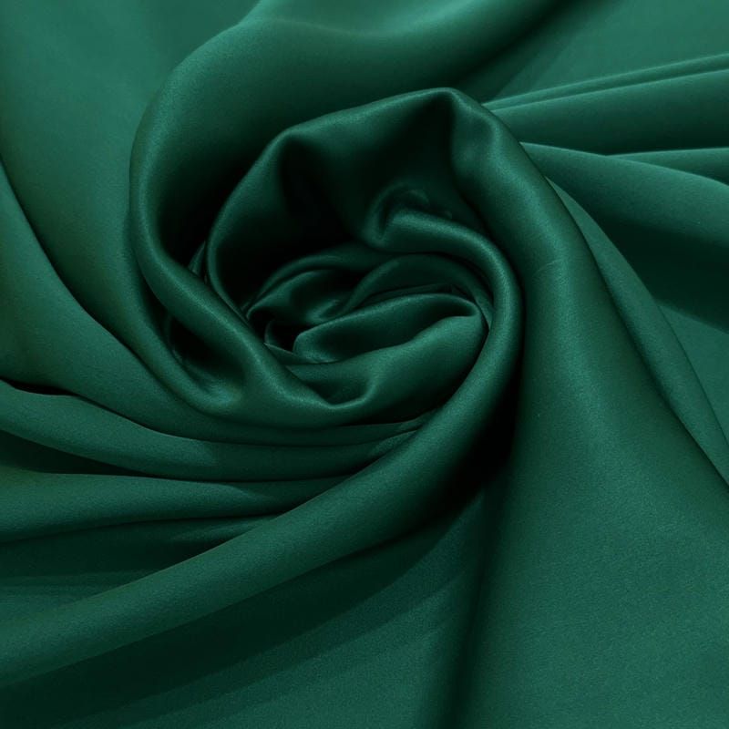 Tecido Cetim de Seda Pura Verde Esmeralda • Conexão Tecidos