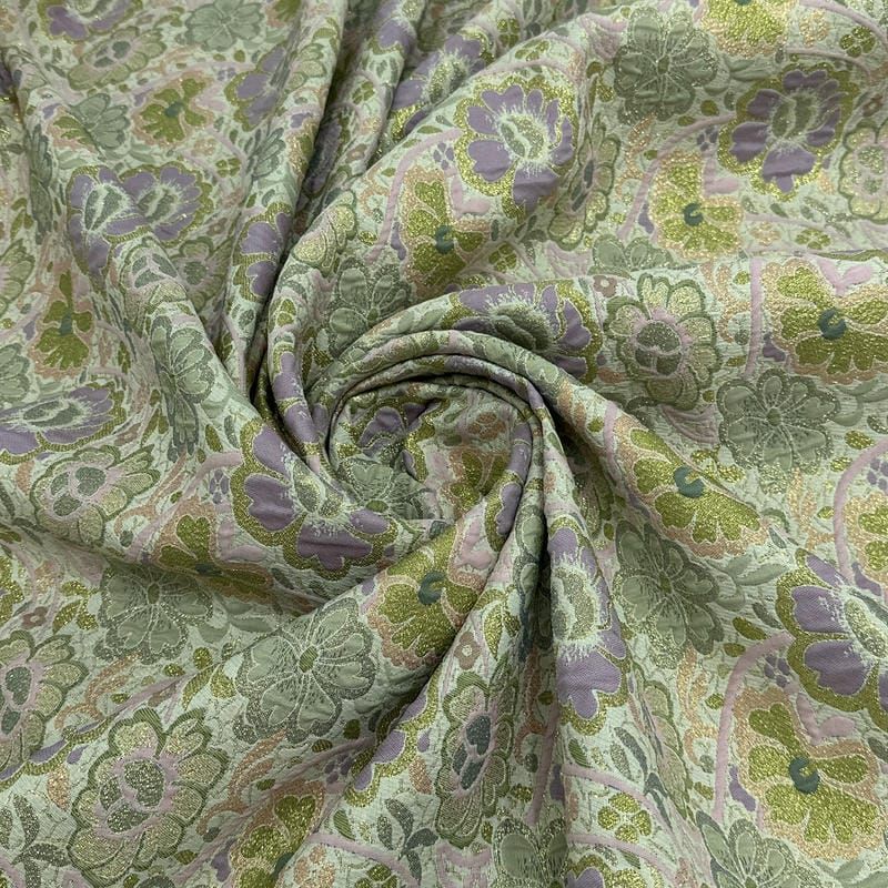 Tecido Jacquard Brocado Floral Verde Chá com Lilás • Conexão Tecidos